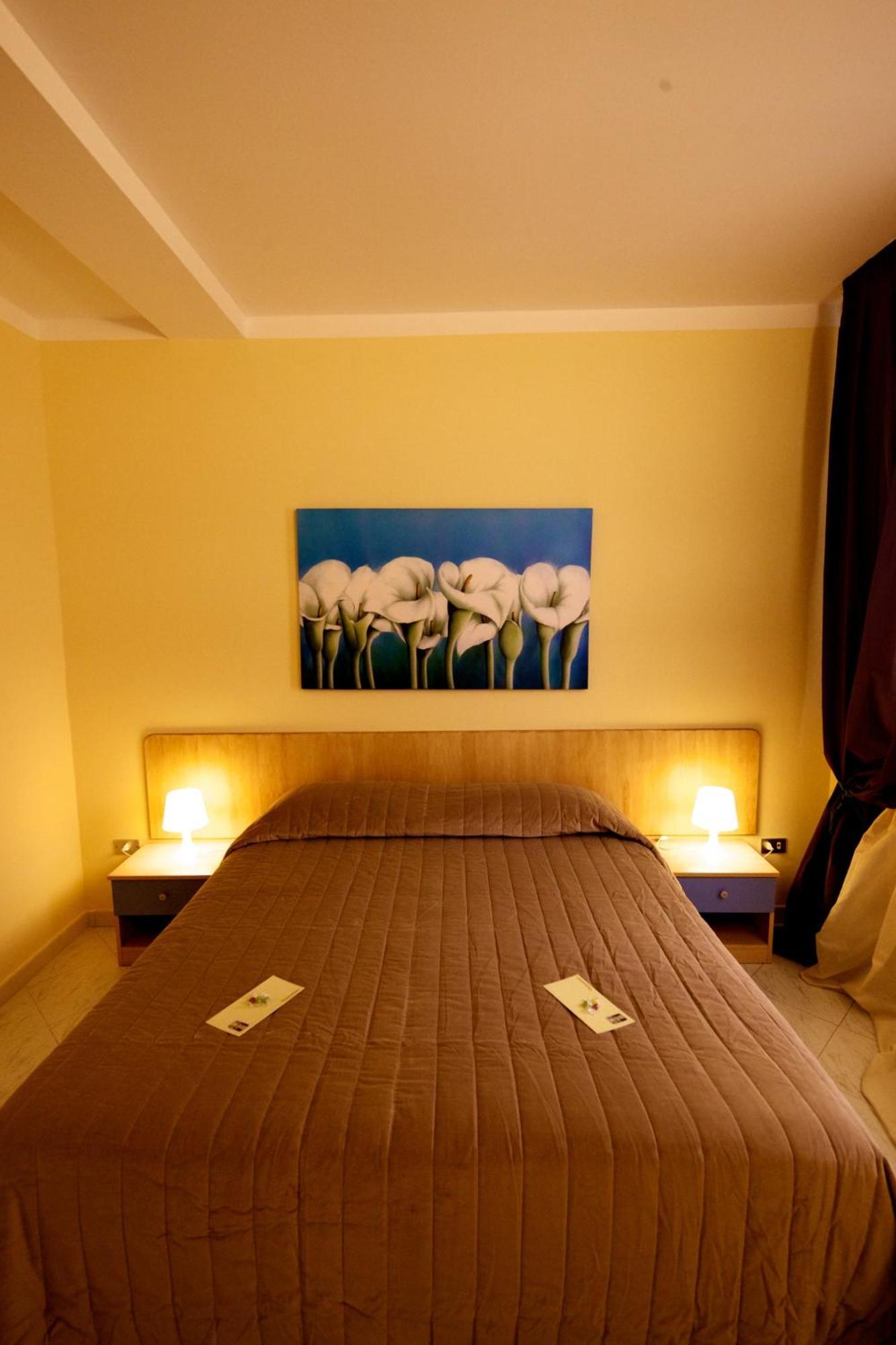Bed and Breakfast Valentino Valenzano Exterior foto