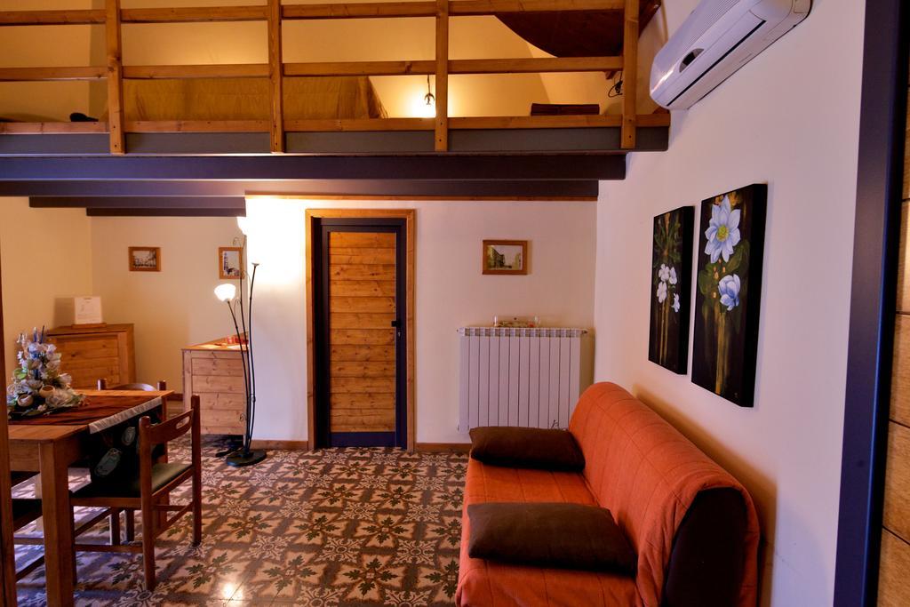 Bed and Breakfast Valentino Valenzano Exterior foto