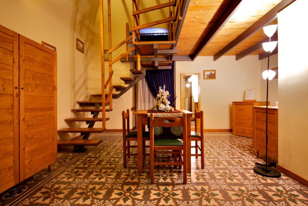Bed and Breakfast Valentino Valenzano Exterior foto